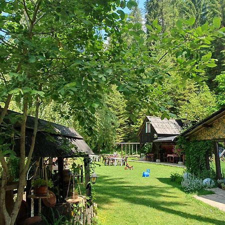 Rozhajë Sastanci-Grahovacaヴィラ エクステリア 写真