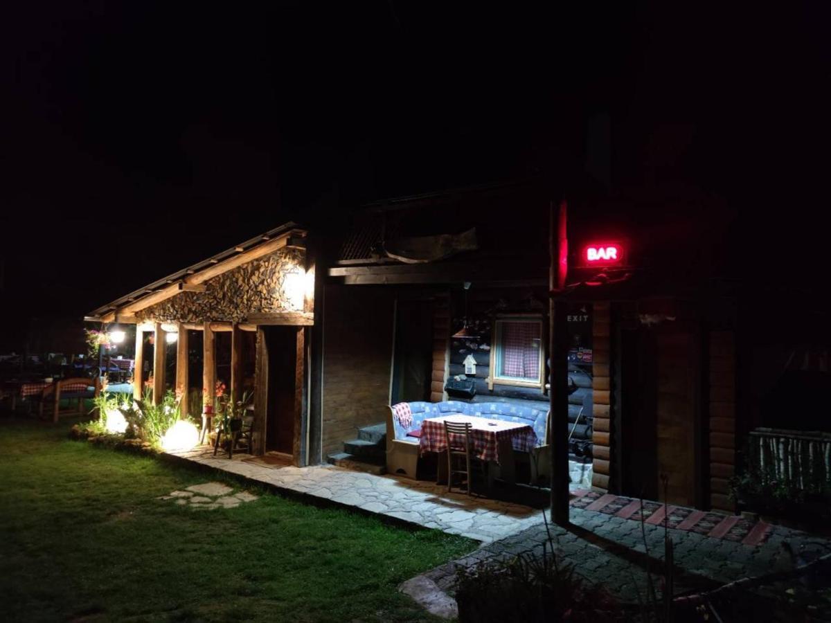 Rozhajë Sastanci-Grahovacaヴィラ エクステリア 写真