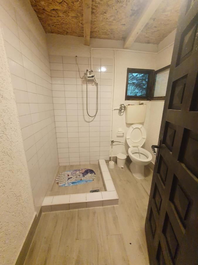 Rozhajë Sastanci-Grahovacaヴィラ エクステリア 写真